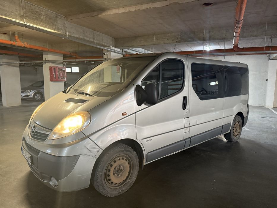 Opel vivaro.