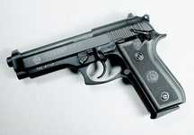 RARITATE! Pistol Airsoft TAURUS/Beretta /MODIFICAT 3.8 J Maxim/CO2 gaz