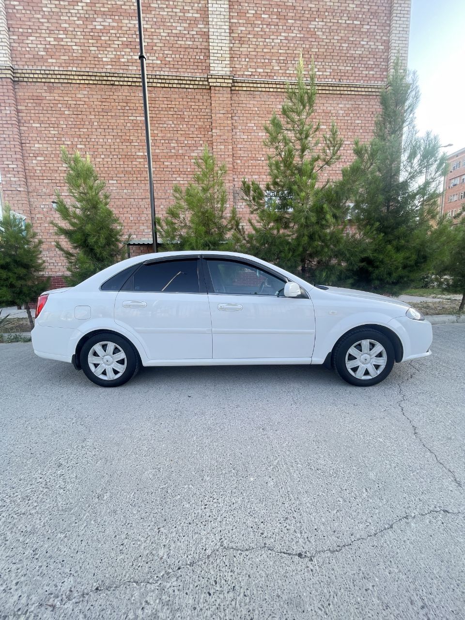 Продаётся lacetti-gentra