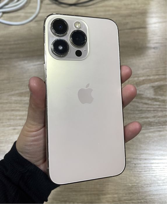 Iphone 13 pro Gold