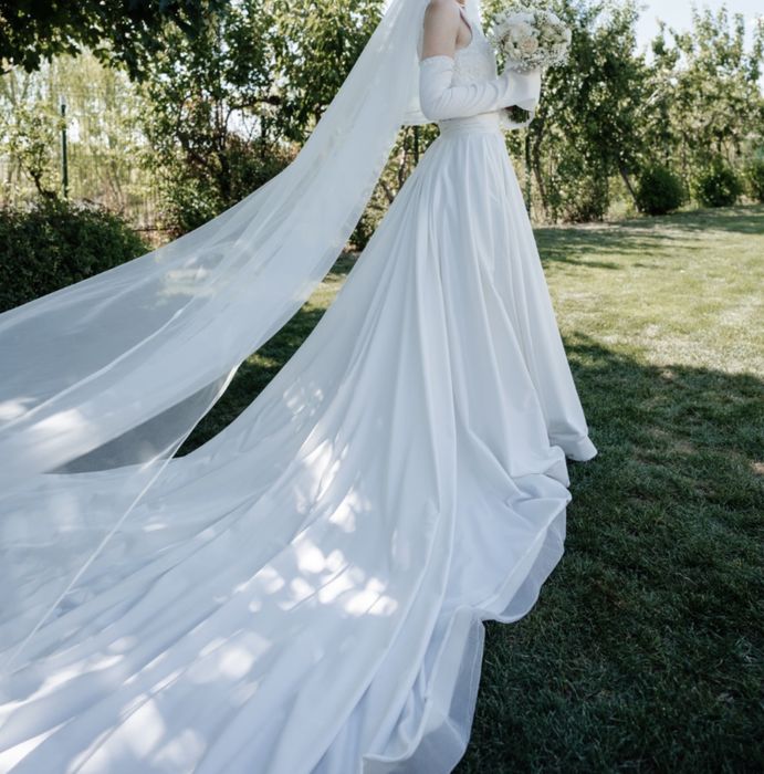 Trena detasabila rochie mireasa
