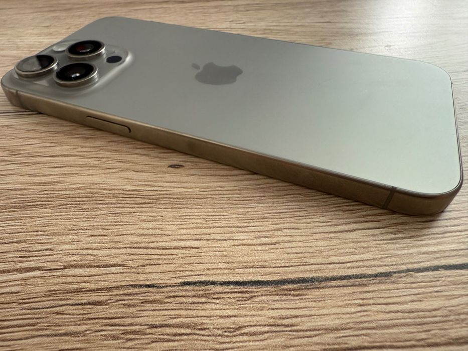 Iphone 15 pro max 256GB natural 1г гаранция