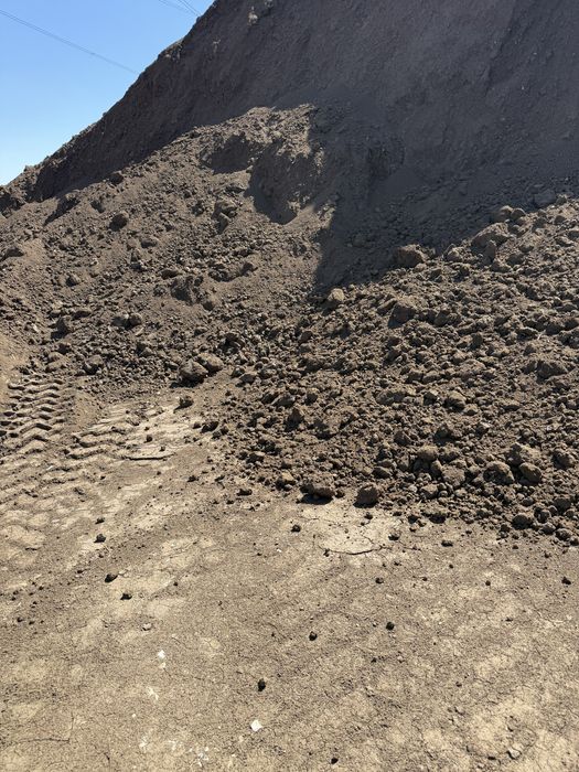 Vand Beton CONCASAT , FREZAT de asfalt si PAMANT Negru