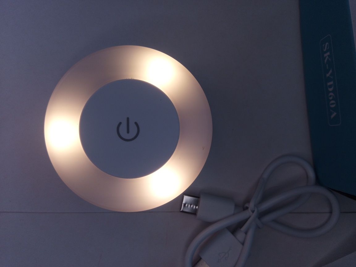 Led нощна лампа с три режима
