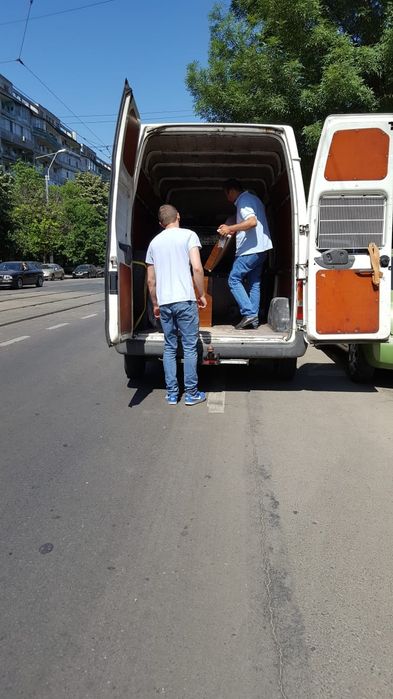Transport marfa mutari frigider canapea sifonier dulap mobila moloz