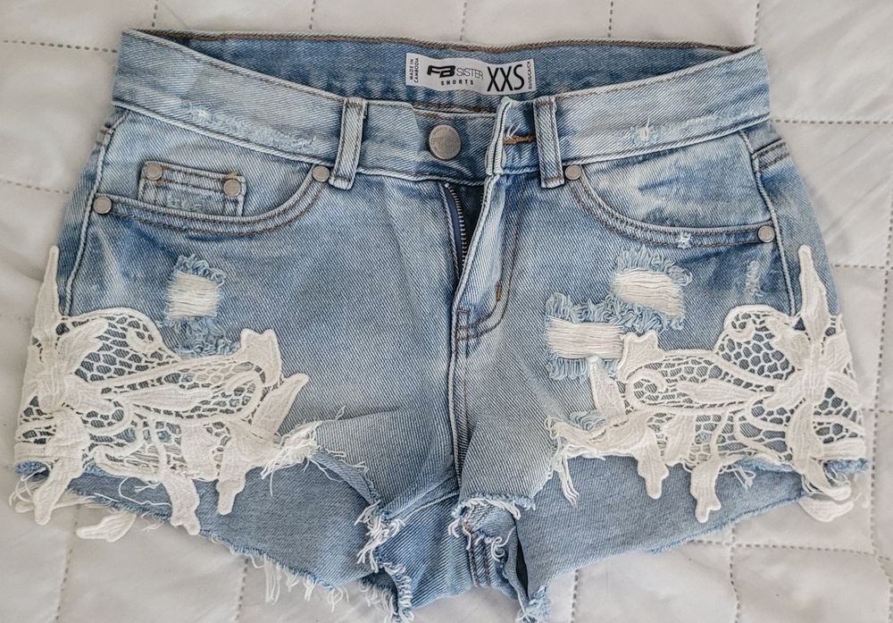 Pantaloni scurți denim