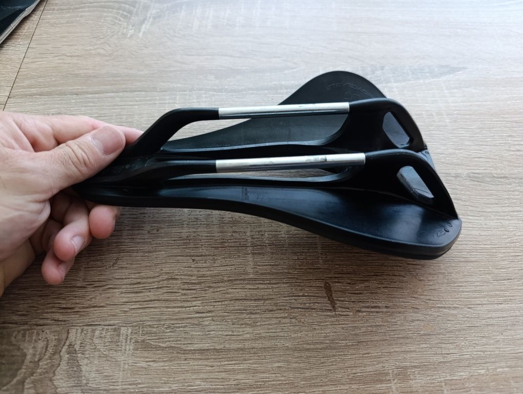 Седалка selle italia boost 145