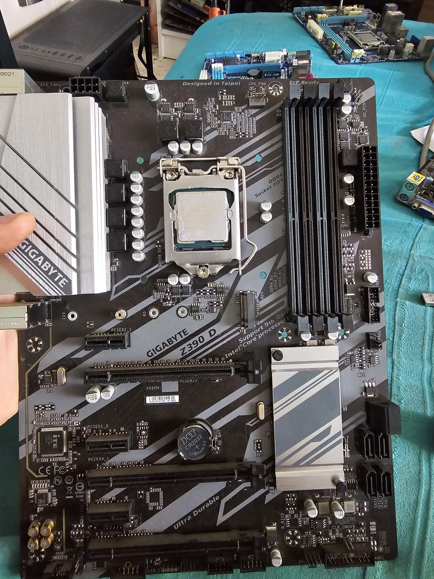 I5 9400+ мат плата z 390 + 8 озу + куллер