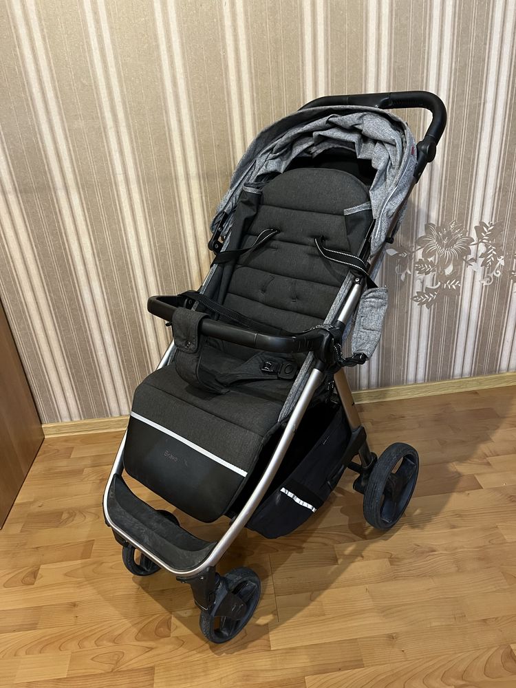 Коляска прогулочная Carrello Bravo 2021