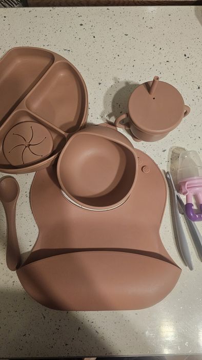 Детская посуда силиконовая