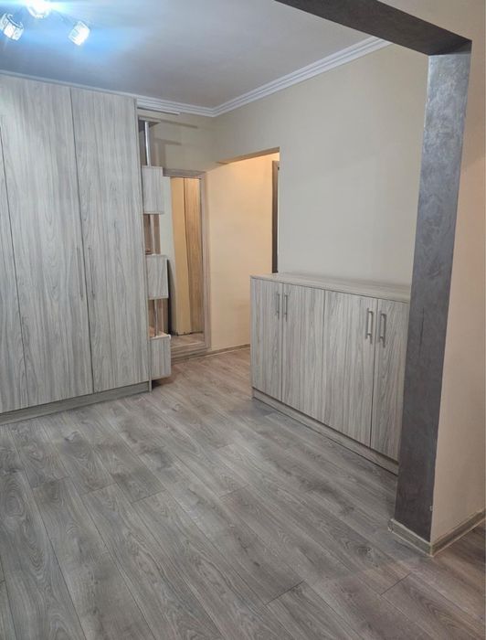 Inchiriez apartament 3 camere Micalaca