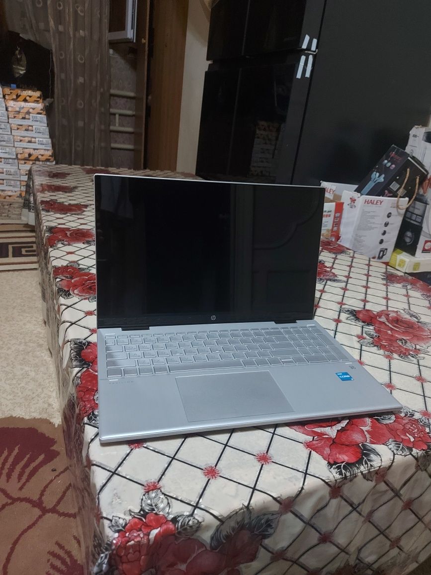 Нутбук hp экран с сенсором