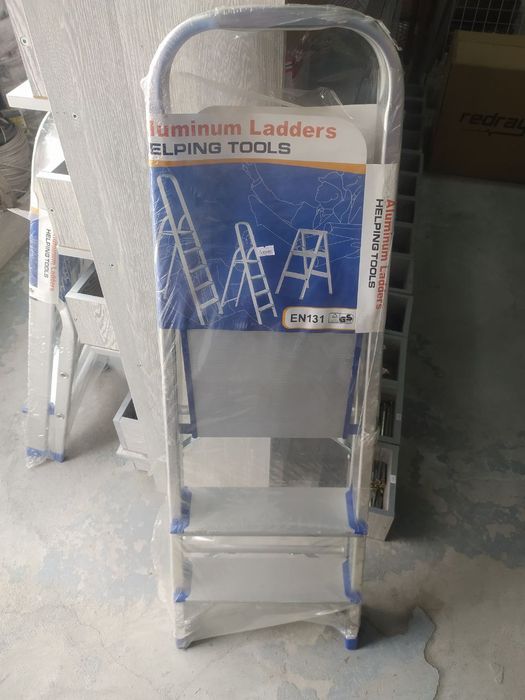 Стремянка алюминиевая