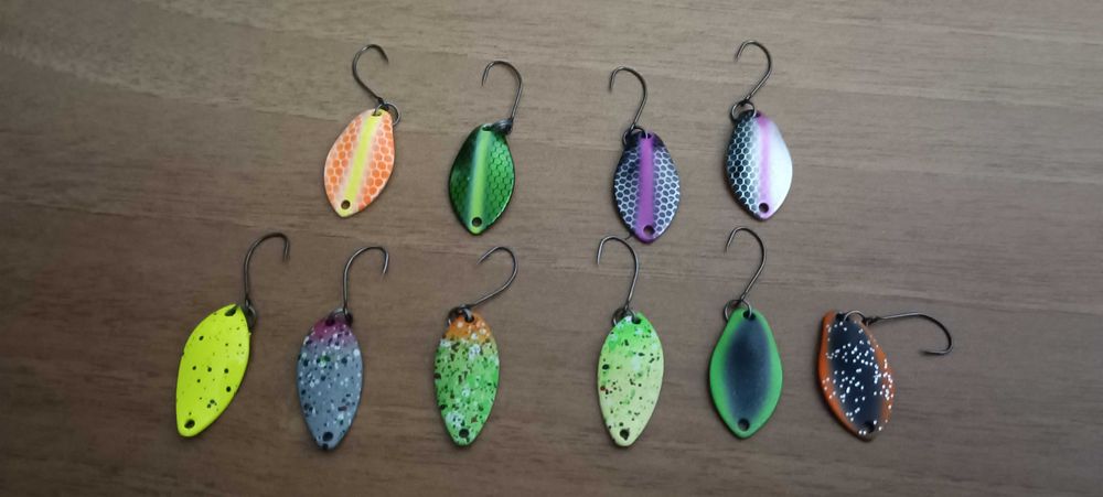 воблери и клатушки за пъстърва+органайзер/класьор/