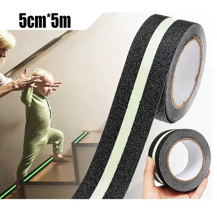Banda adeziva antiderapare, din particule minerale, 5m
