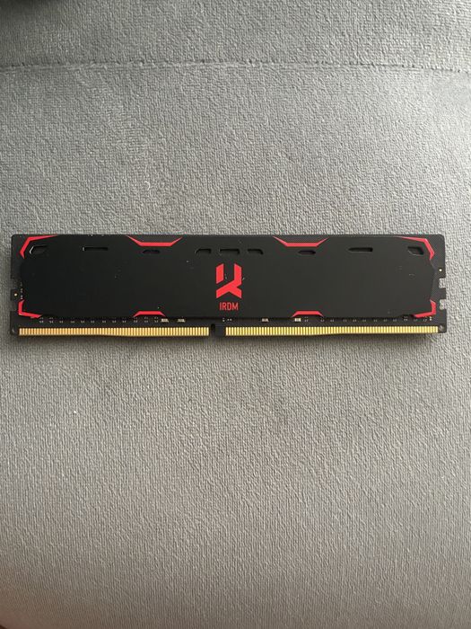 Goodram IRDM DDR4 16GB 2400-2666MHz