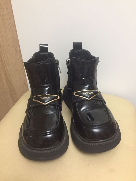 Демисезонные стильные ботиночки