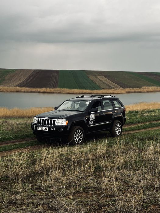 Grand cherokee overland