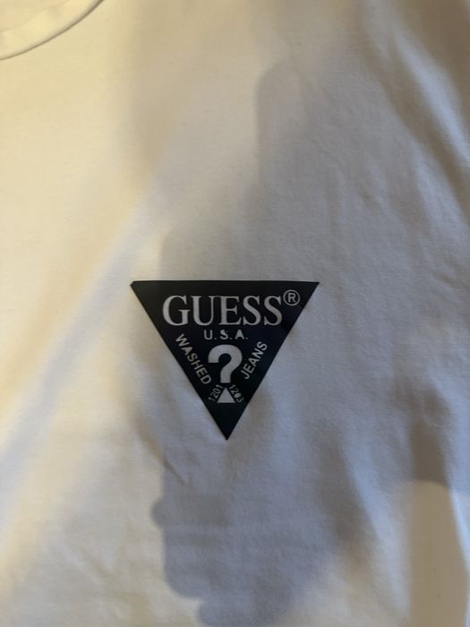 Tricou Guess original M fara defecte