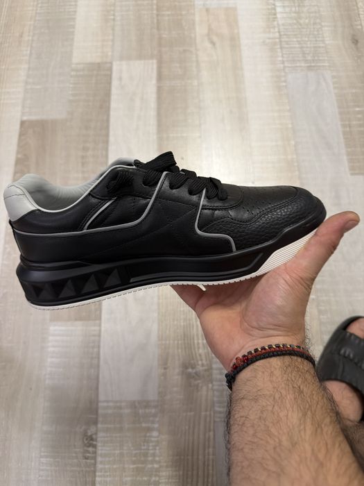 Valentino Garavani One Stud Sneakers 41