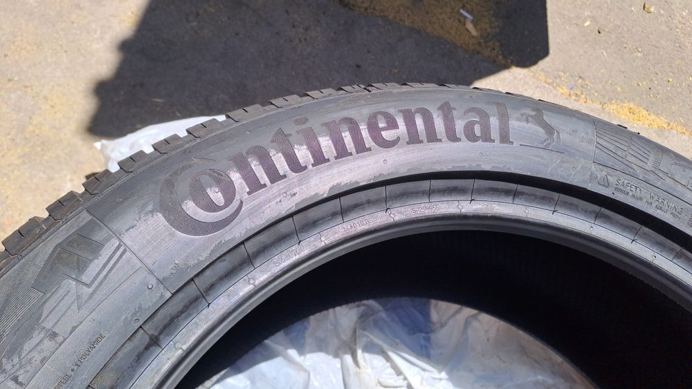 1бр. Нова 235/55/19 Continental All Season Contact