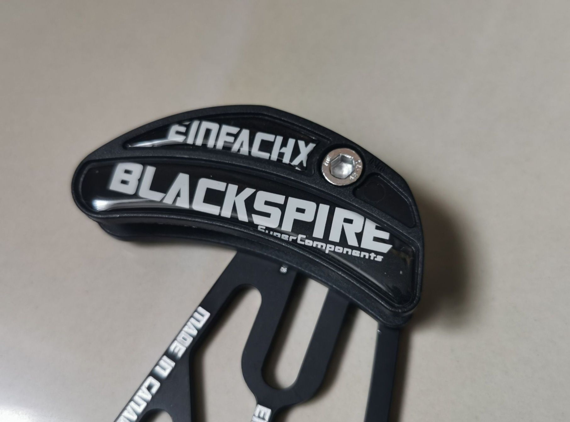 Нов водач Blackspire Einfach 1x ISCG 05 за Enduro / Trail велосипед