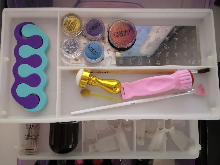Lampă UV unghii Cupio + trusă completă cu ojă și accesorii