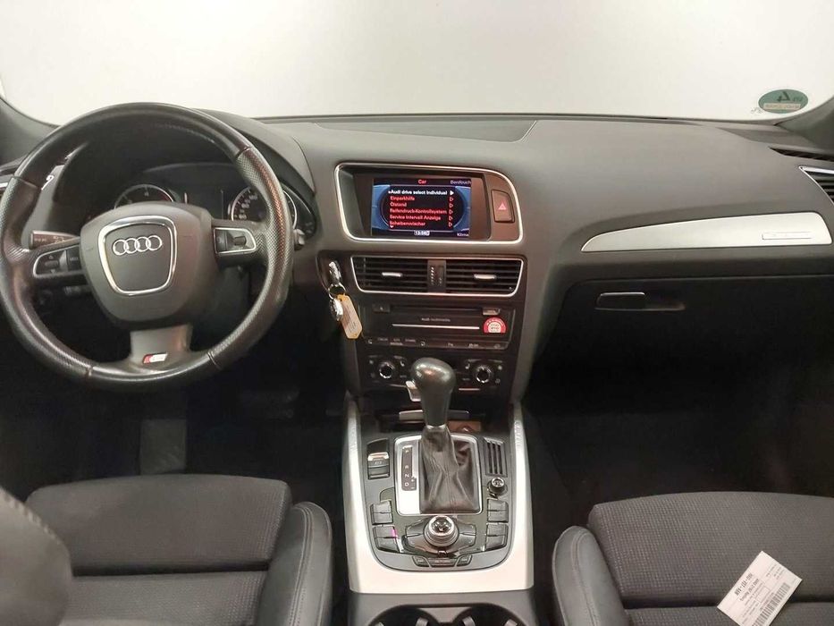 Vând Audi Q5 2012