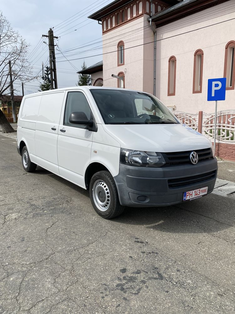 Vand Vw Transporter T5 Lung 2011 2.0 140cp A/C