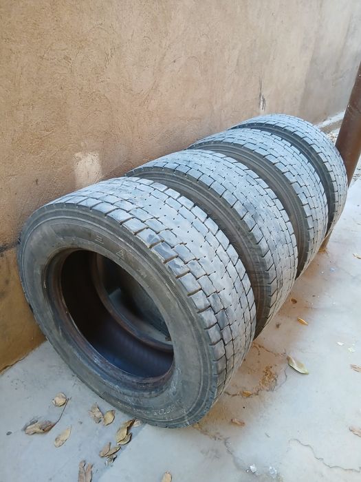 Продам шина 4шт грузовые