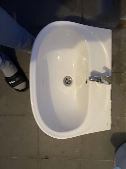 Vand loavar cu picior + dulap cu oglinda baie