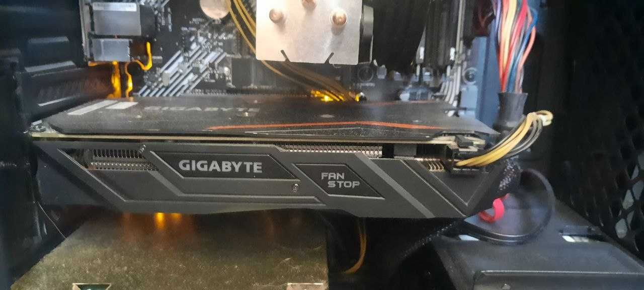 Продам видеокарту Gigabyte GTX 1050 2GB