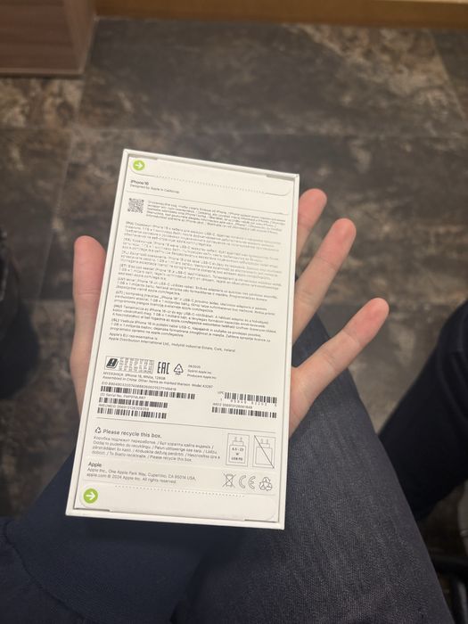 Айфон 16 запечетаный не открывался есть гарантия