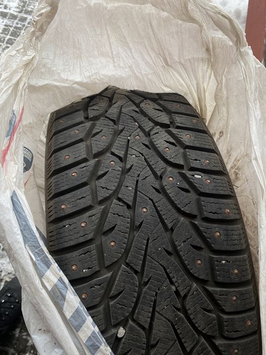 Зимние шины 255/55/19