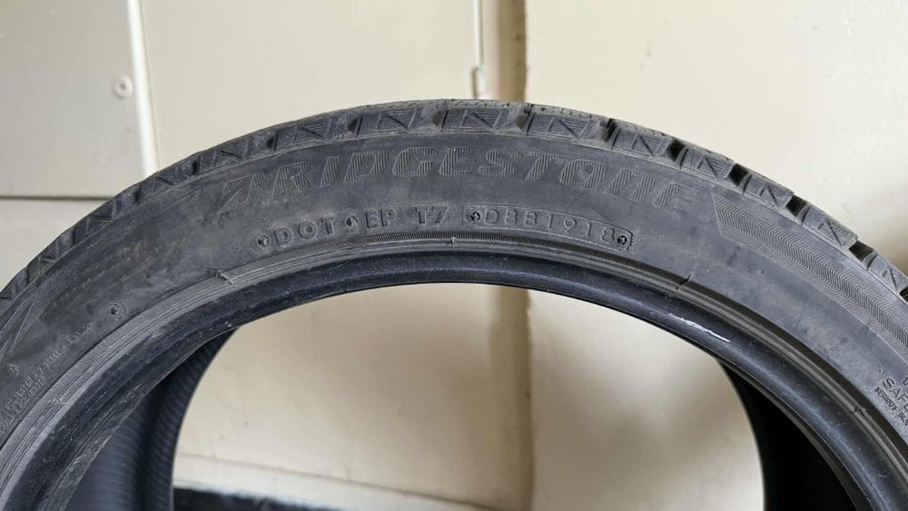 Britchstone Blizzak 225/40/18