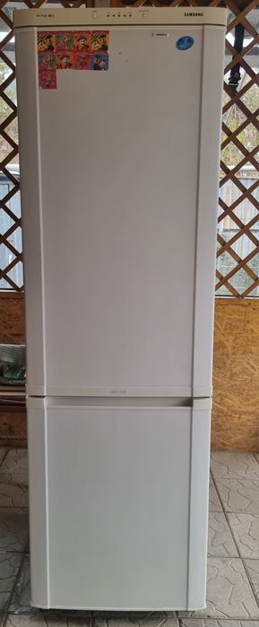 Продам холодильник Samsung