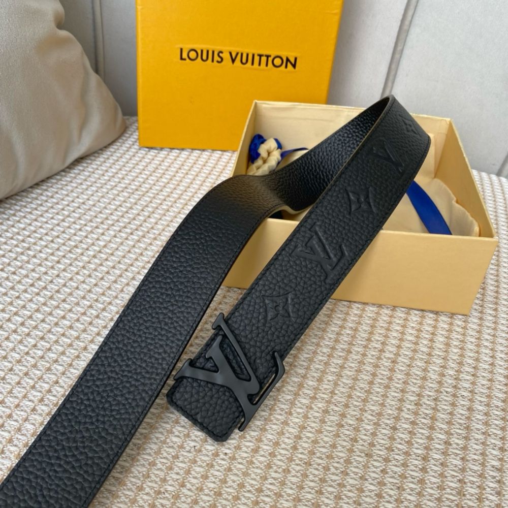 Curea Louis Vuitton premium