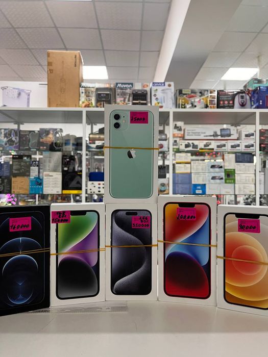 iPhone 11, iPhone 12, iPhone 14, iPhone 15Pro,64gb,128gb.