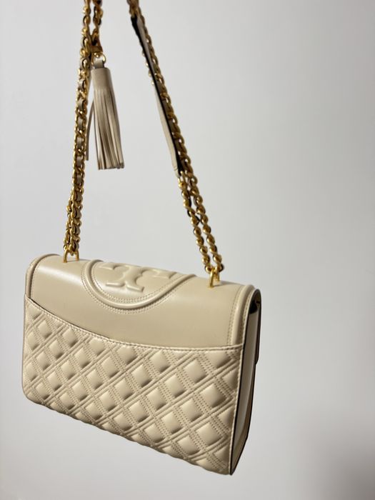 НОВА! Tory Burch