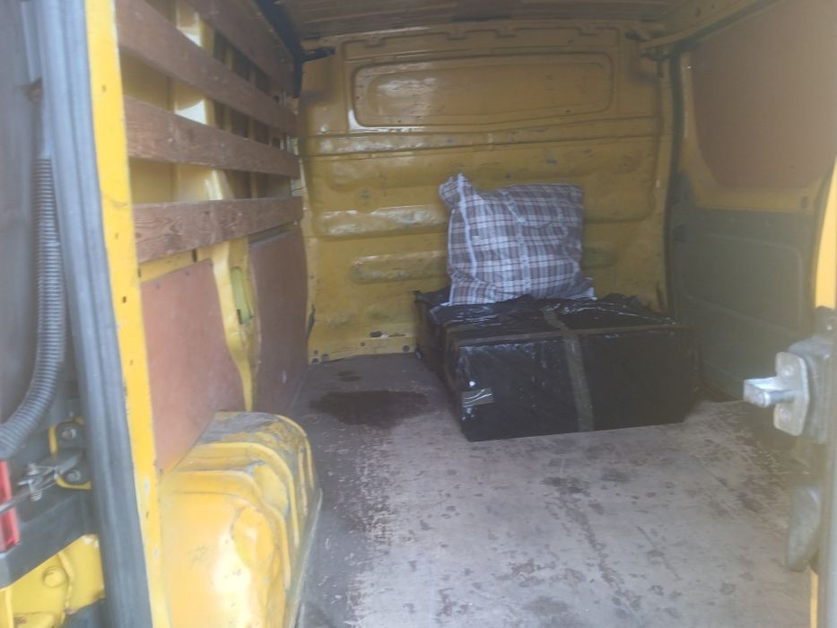 Opel vivaro af 2008 motor 2l