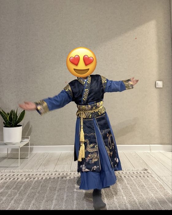 Костюм принца и воина на рост 98-110    4-6 ле)