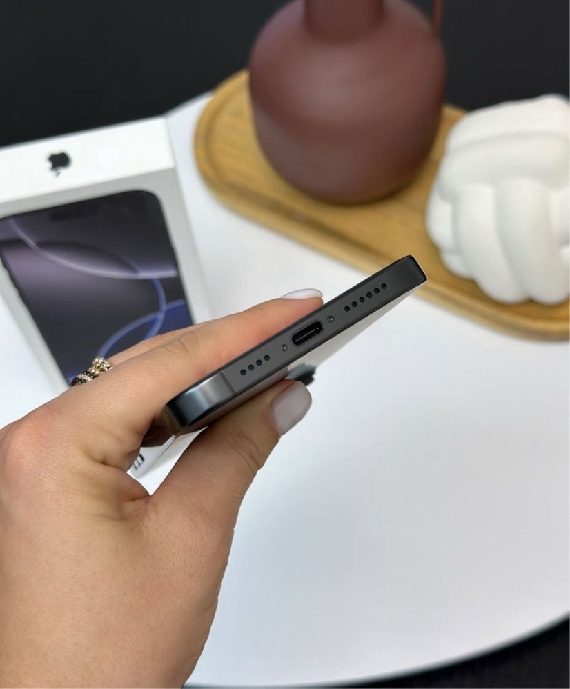 15 Pro Max 256 GB Black