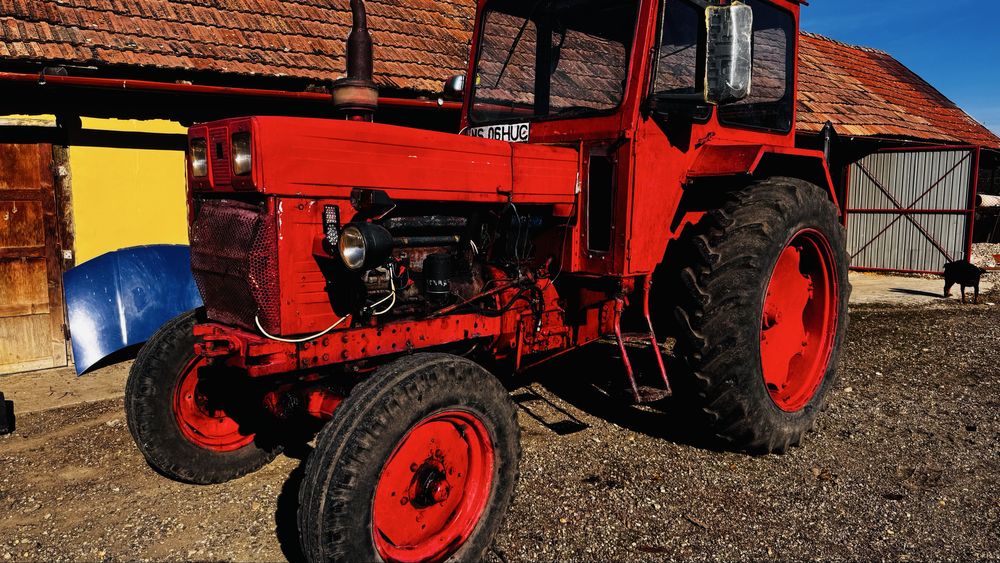 Tractor U650 inmatriculat !! Cu carte si talon si toate actele la zii