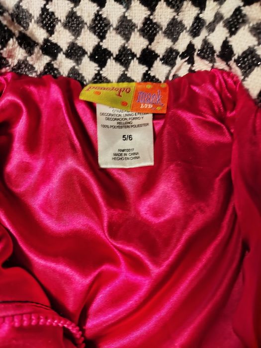 Palton/hainuta eleganta fetite 5-6 Ani livrare gratuita prin OLX