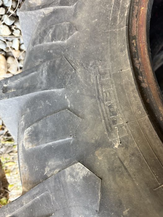 16,9r30 pirelli tractor
