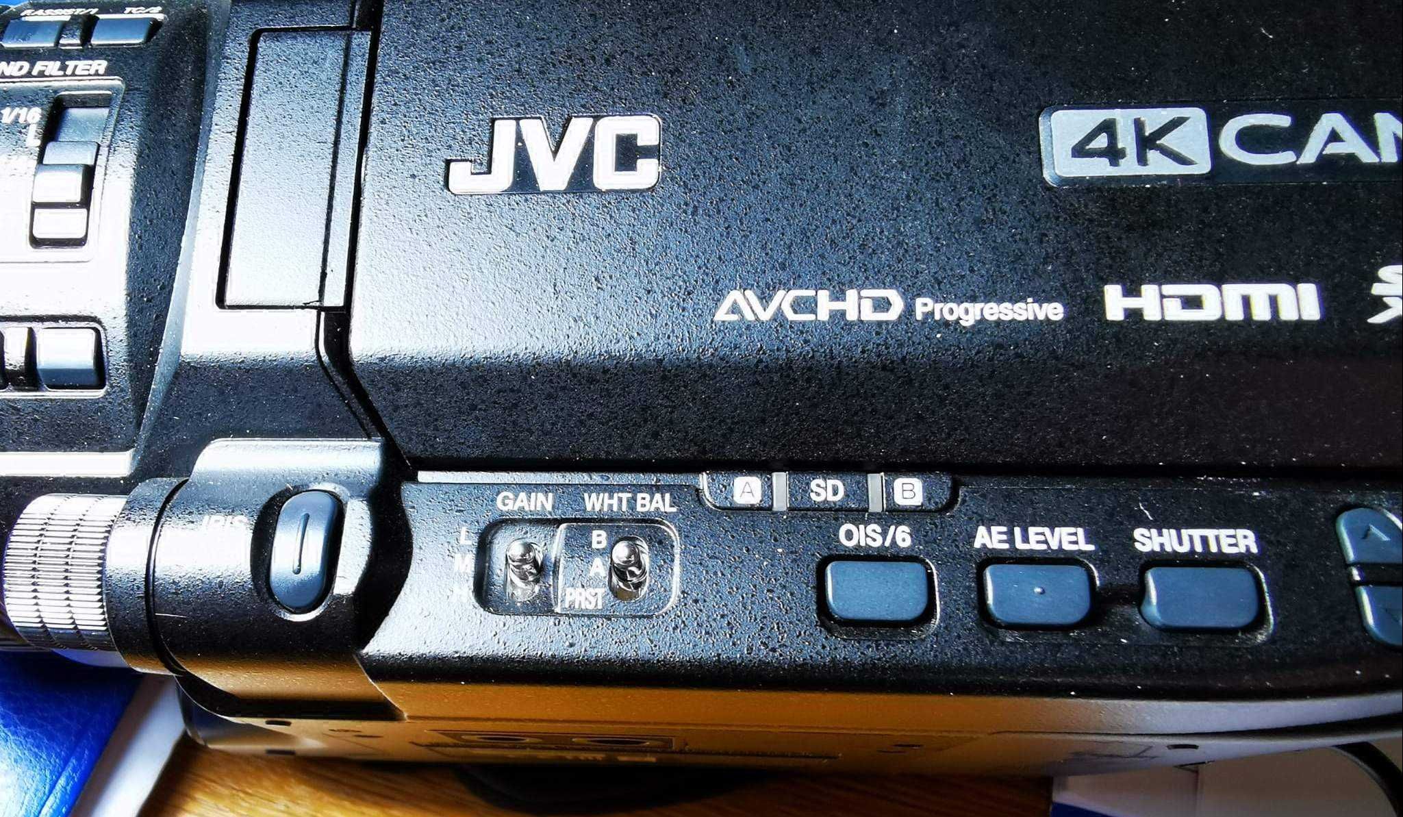 Vand sau Schimb Camera video JVC GY-HM170E 4KCAM