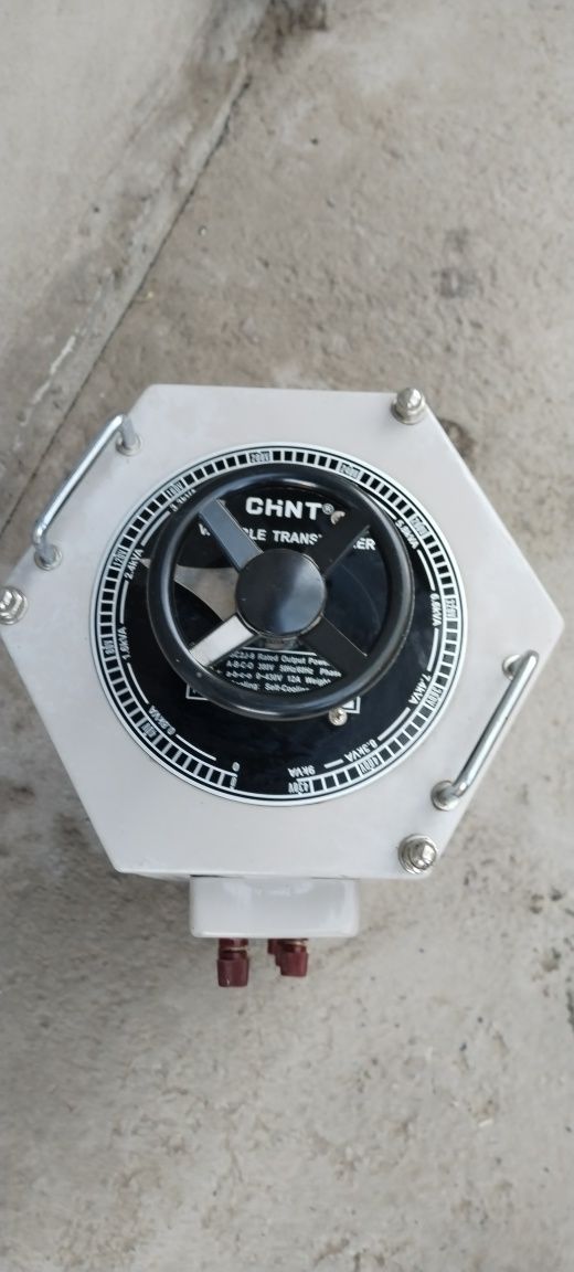 Автотрансформатор ЛАБОРАТОРНЫЙ CHNT TSGC2J-9 Новый