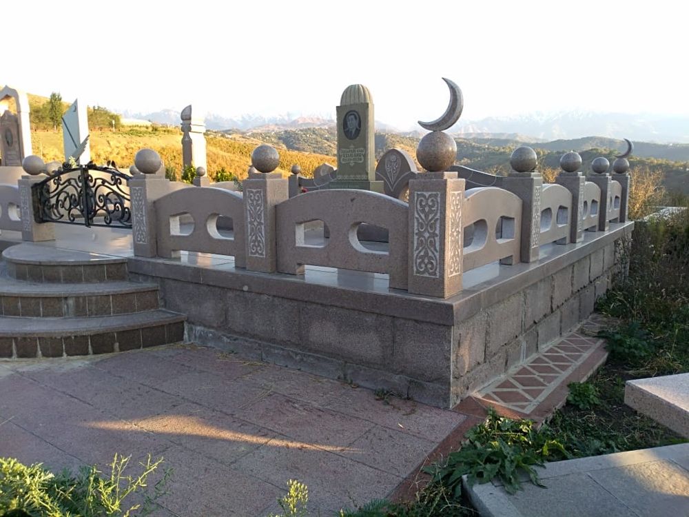Памятники Ескерткиш