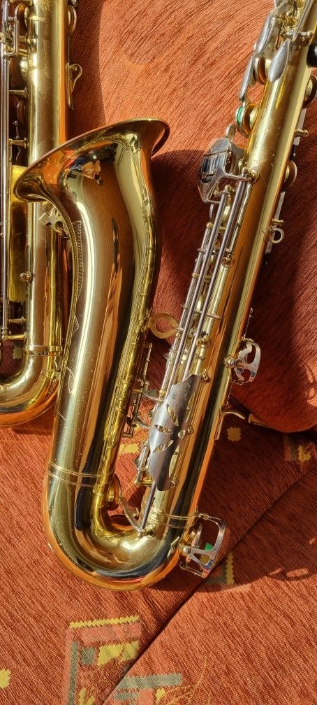 Saxofon tenor,ce se vede an poze!Schimb