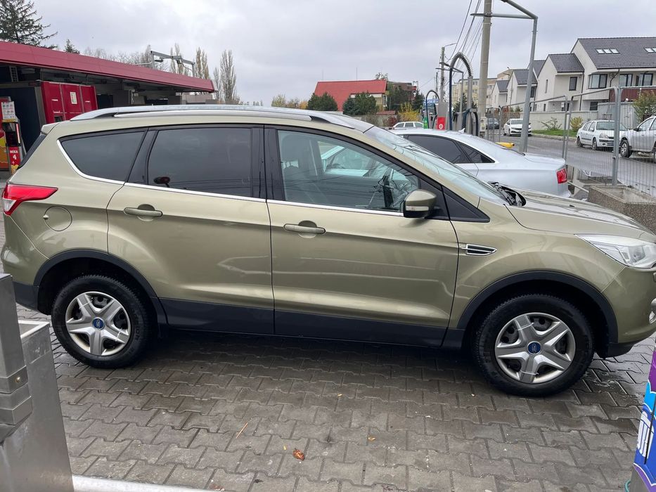 Ford Kuga Unic proprietar, revizii reprezentanta Ford
